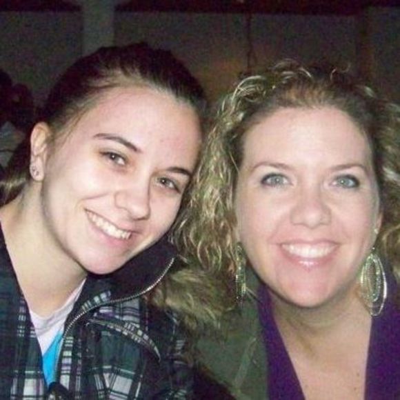 Meet your Posher, Debbie - Picture 1 of 1